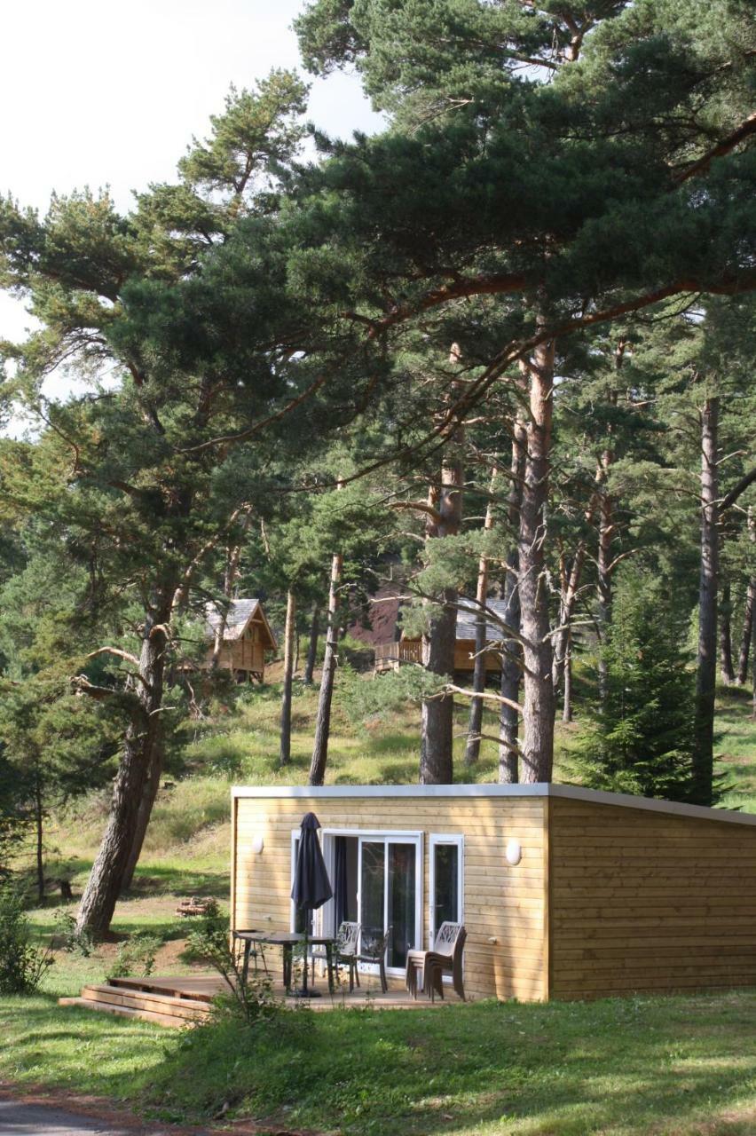 מורול Camping Domaine Du Lac Chambon מראה חיצוני תמונה