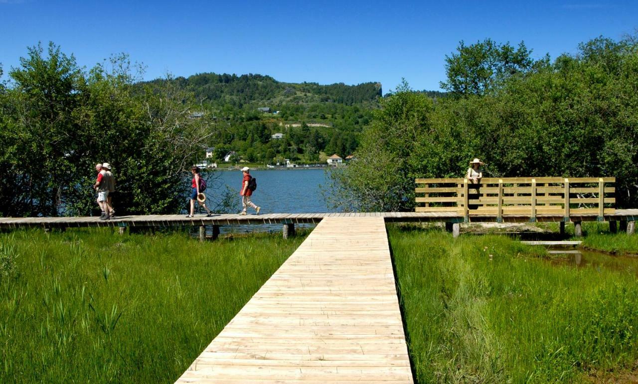 מורול Camping Domaine Du Lac Chambon מראה חיצוני תמונה