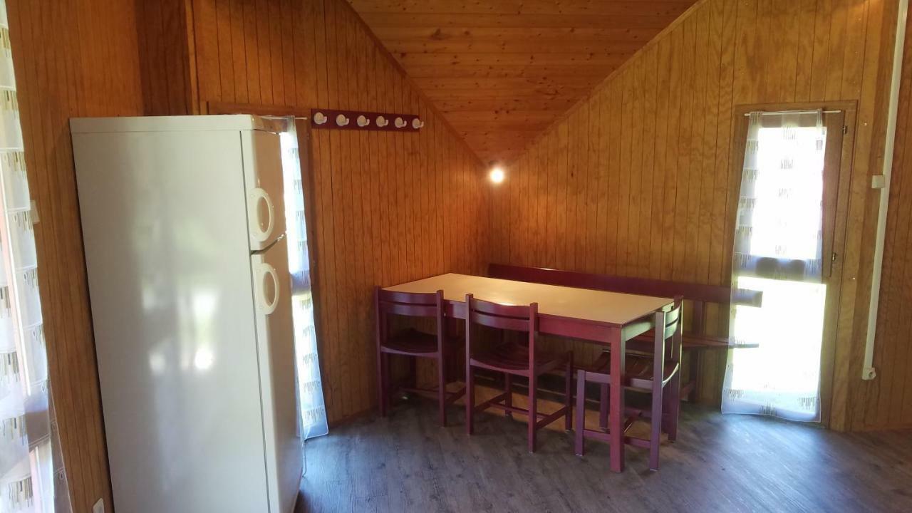 מורול Camping Domaine Du Lac Chambon מראה חיצוני תמונה