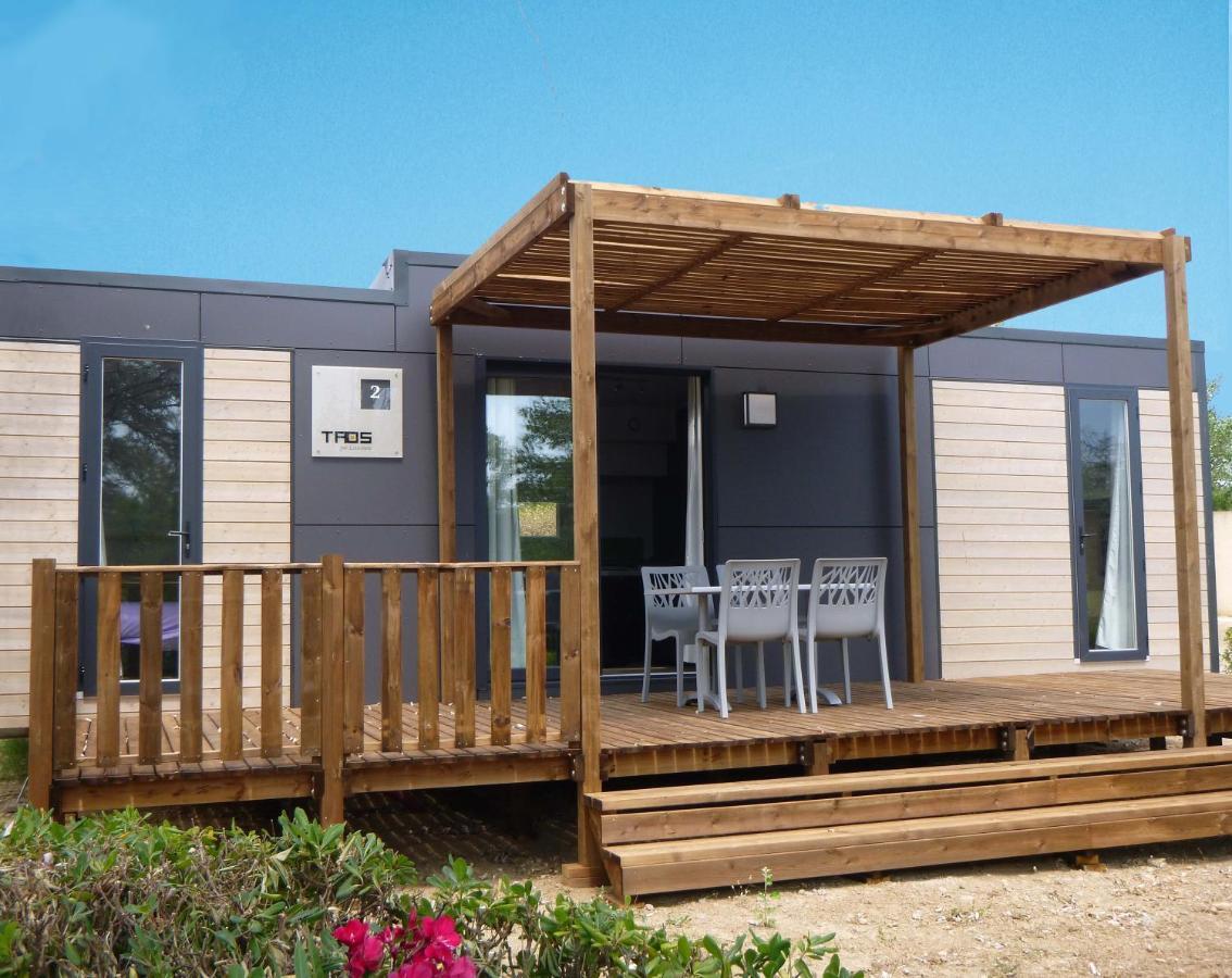 מורול Camping Domaine Du Lac Chambon מראה חיצוני תמונה